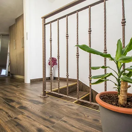 Apartment Penthouse With Hottub And Duplex *